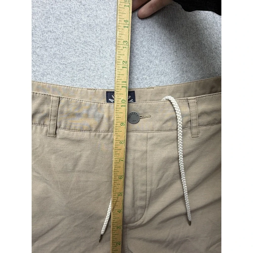 Faherty All Day Shorts Mens 30 Beige Chino 9 Inseam Drawstring Stretch Casual